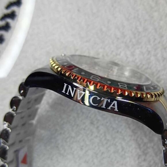 Invicta Pro Diver Hammerhead Men’s Quartz 43mm Two Tone Watch NIB